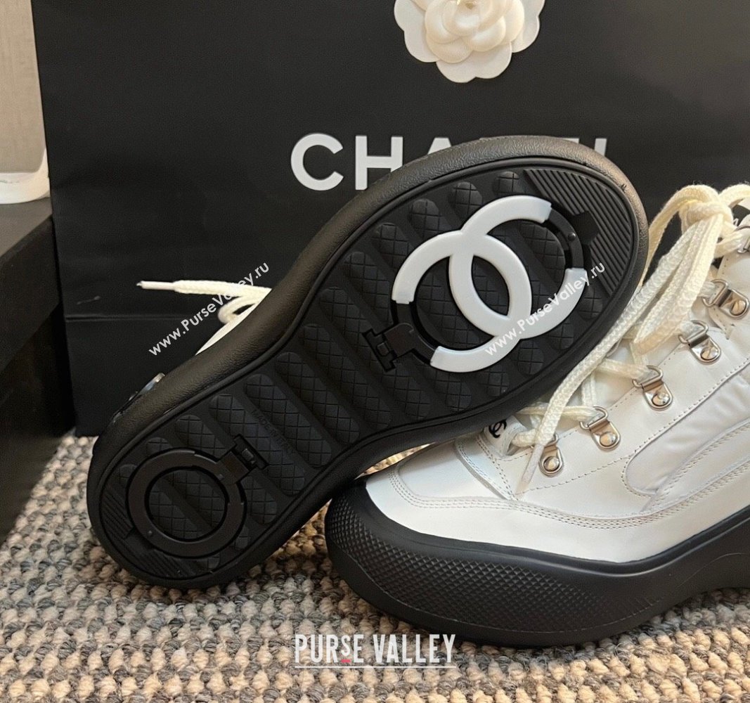 Chanel Coco Neige Fabric and Calfskin Snow Sneakers 5cm G45337 White/Black 2024 (KL-241017114)