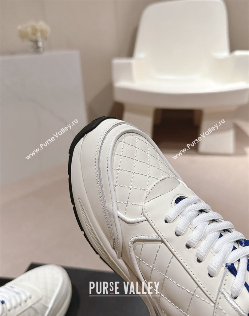 Chanel Quilted Calfskin Sneakers White2 2024 CH1016281 (MD-241016104)