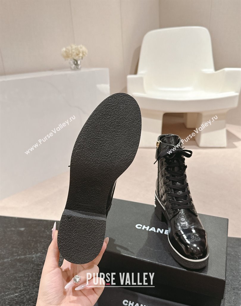 Chanel Contrasting Patent Calfskin Laced-up Ankle Boots Black 2024 CH101622 (MD-241016079)