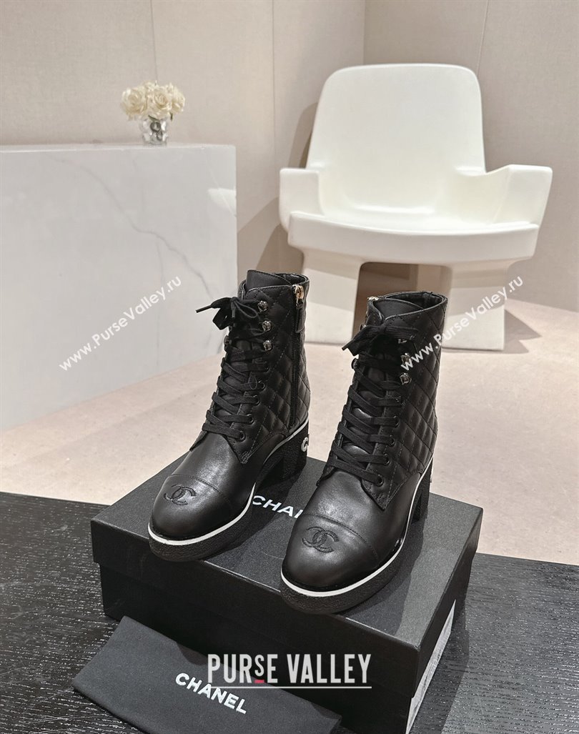 Chanel Contrasting Calfskin Leather Laced-up Ankle Boots Black 2024 CH101622 (MD-241016080)