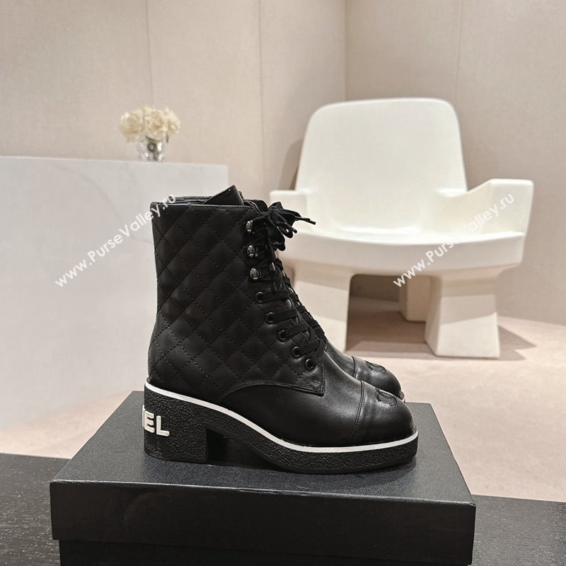 Chanel Contrasting Calfskin Leather Laced-up Ankle Boots Black 2024 CH101622 (MD-241016080)