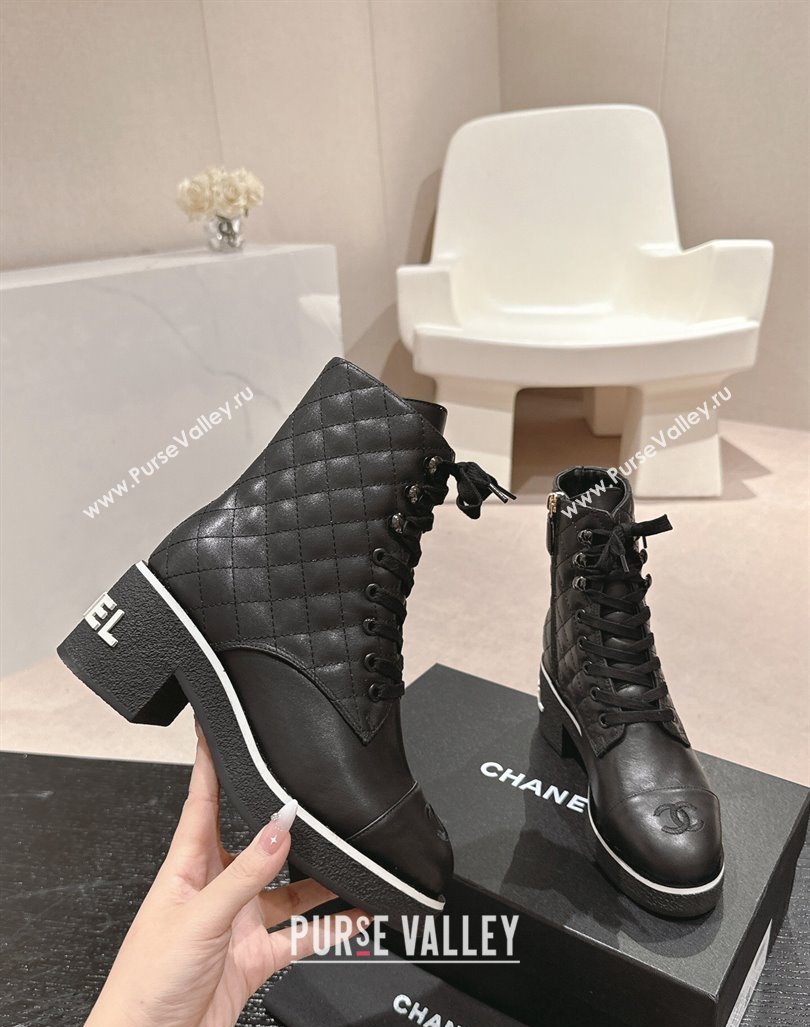 Chanel Contrasting Calfskin Leather Laced-up Ankle Boots Black 2024 CH101622 (MD-241016080)