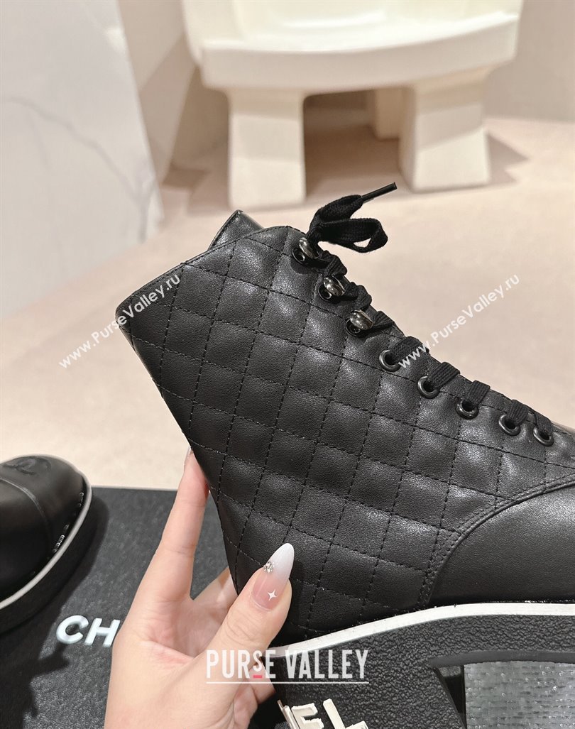 Chanel Contrasting Calfskin Leather Laced-up Ankle Boots Black 2024 CH101622 (MD-241016080)