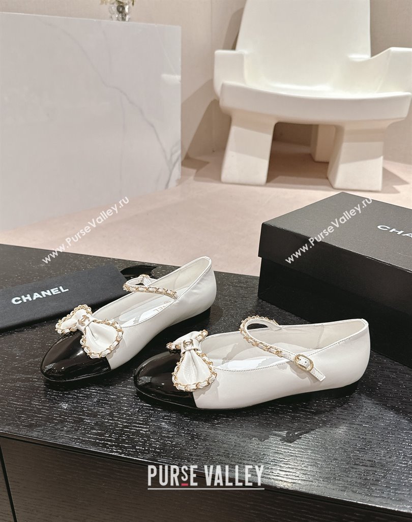 Chanel Calfskin Patent Mary Janes Ballet Flats with Bow and Chain White 2024 CH101629 (MD-241016113)