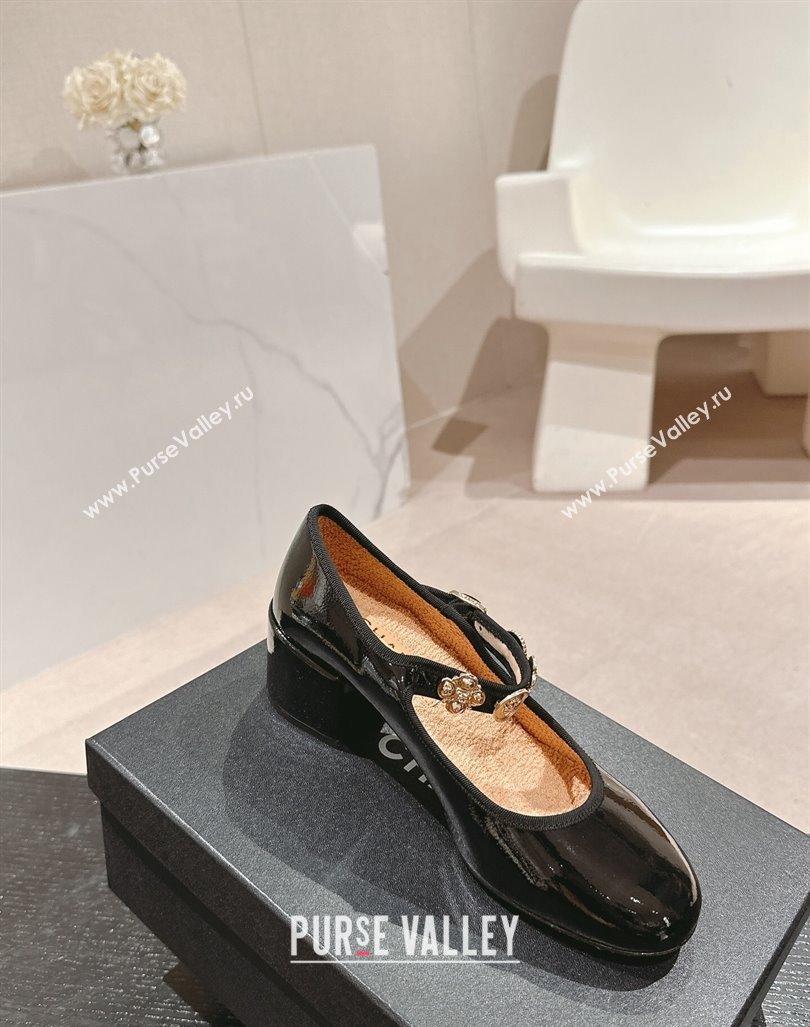 Chanel Patent Calfskin Mary Janes Pumps 5cm with Charm Black 2024 G45778 (MD-241016130)