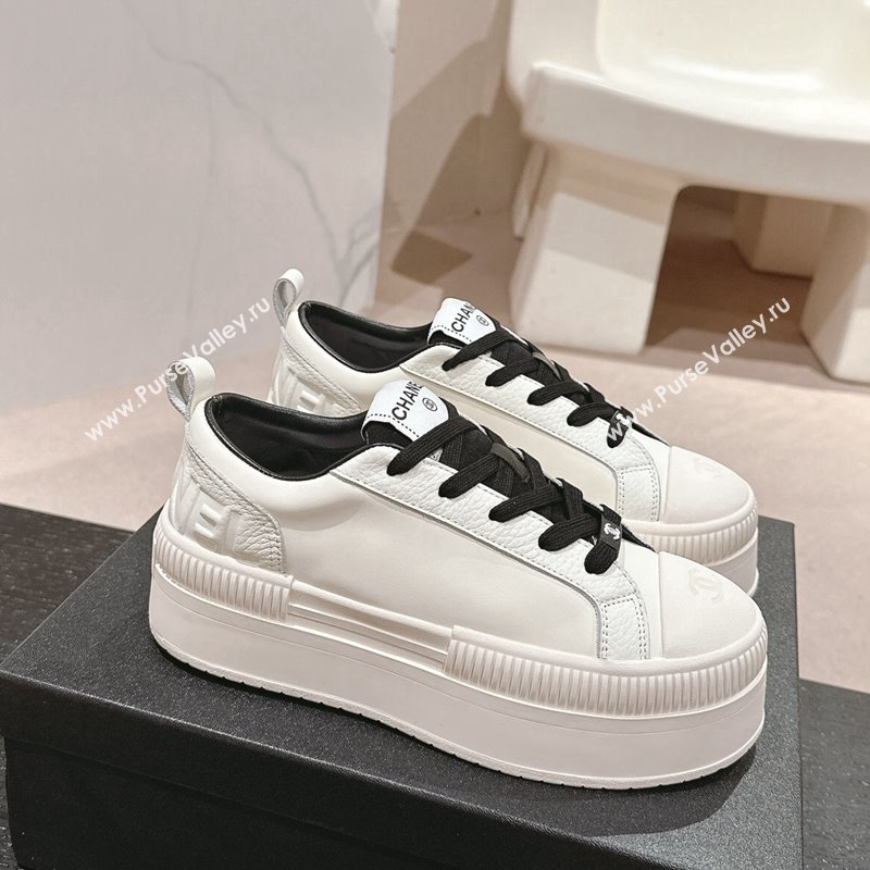 Chanel Grianed Calfskin Platform Sneakers White/Black 2024 CH101630 (MD-241016117)