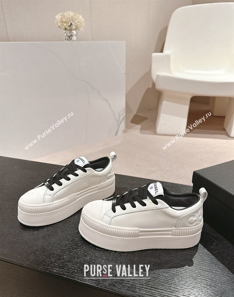 Chanel Grianed Calfskin Platform Sneakers White/Black 2024 CH101630 (MD-241016117)