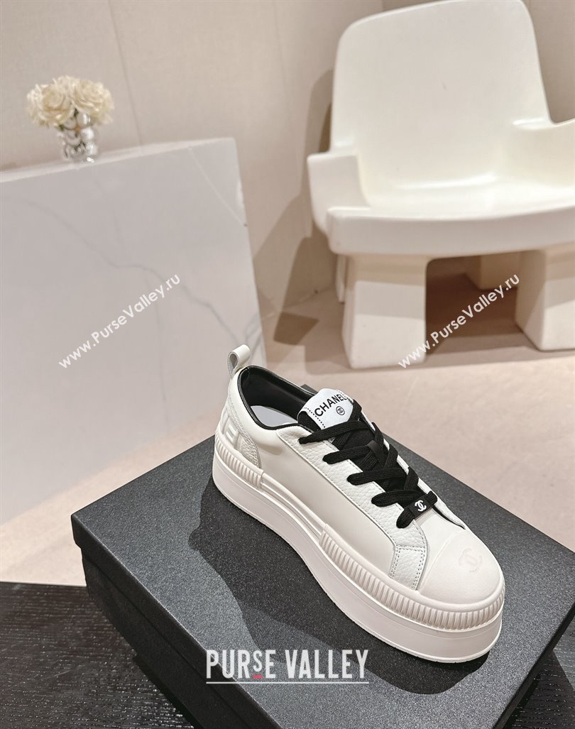 Chanel Grianed Calfskin Platform Sneakers White/Black 2024 CH101630 (MD-241016117)