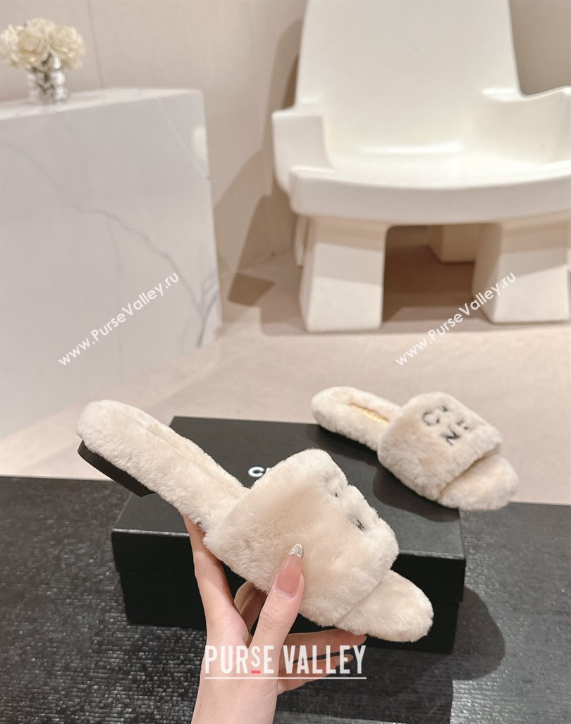 Chanel Wool Fur Flat Slides Sandal with Letters Beige 2024 CH101707 (MD-241017031)