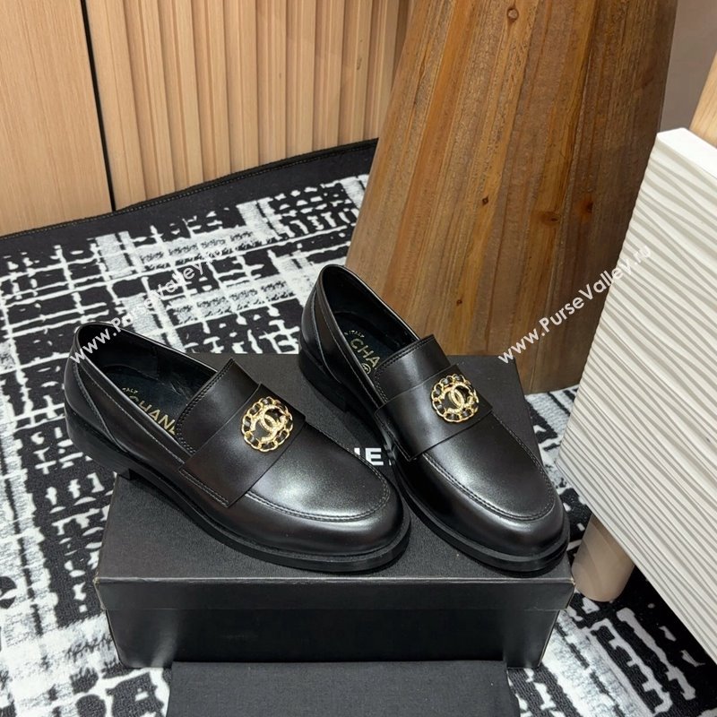 Chanel Calfskin Leather Loafers with Circle CC Black 2024 CH101708 (SS-241017034)