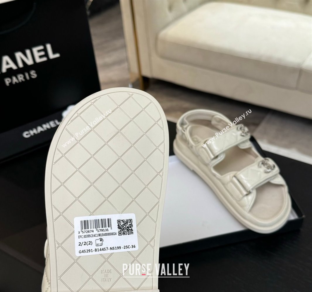 Chanel Patent Calfskin Flat Strap Sandals with Strass CC White 2025 CH041719 (MD-250417093)