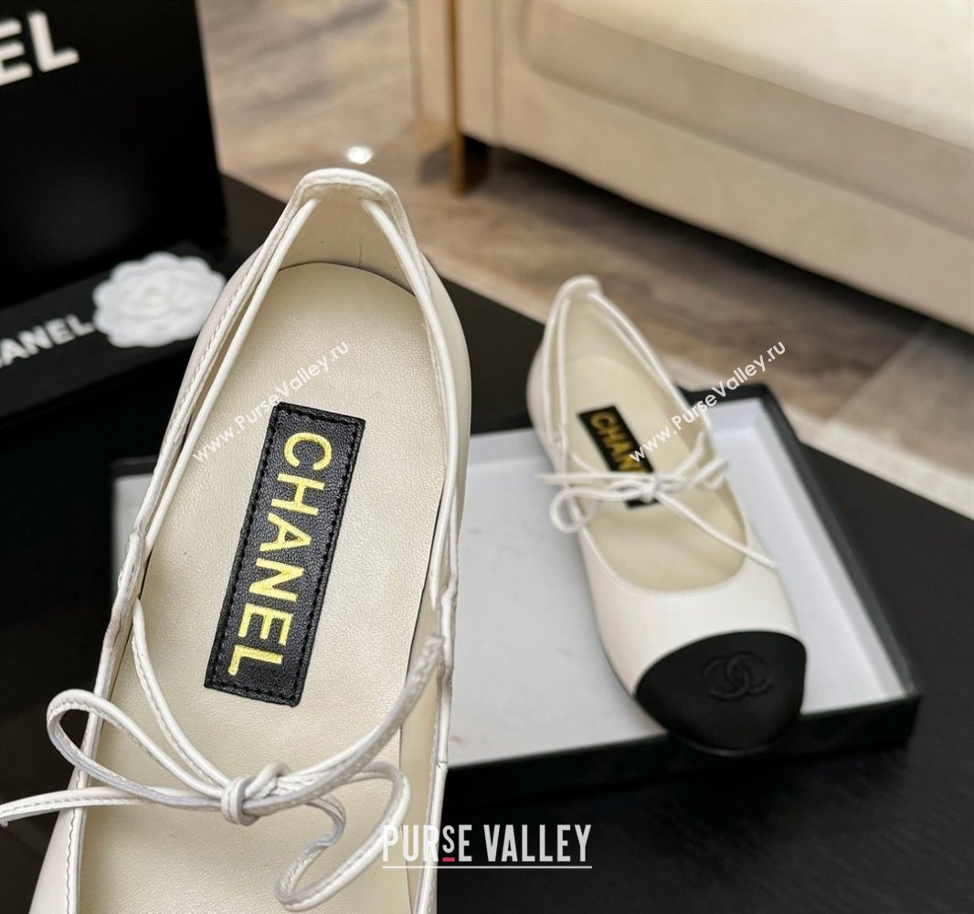 Chanel Lambskin Grosgrain Mary Janes Ballet Flats with Lace-up White 2025 G46324 (MD-250417130)
