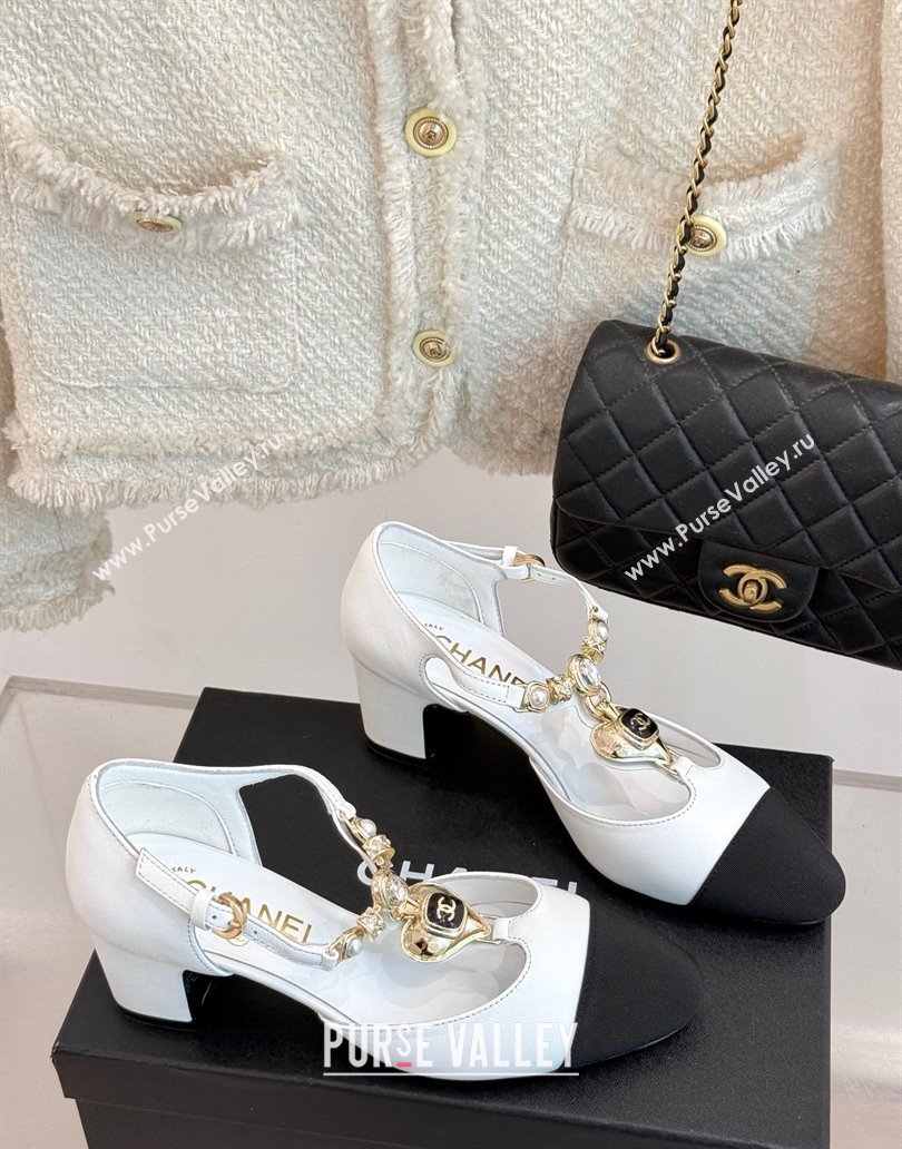 Chanel Lambskin Grosgrain Mary Janes Pumps 5.5cm with Heart Chain Charm White 2025 CH041723 (MD-250417138)