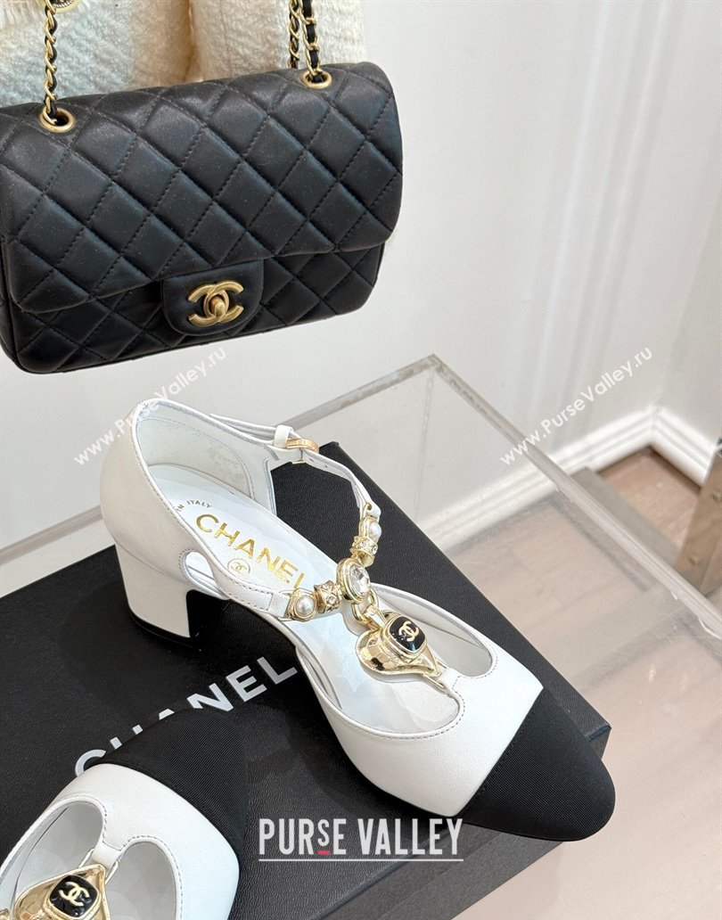 Chanel Lambskin Grosgrain Mary Janes Pumps 5.5cm with Heart Chain Charm White 2025 CH041723 (MD-250417138)
