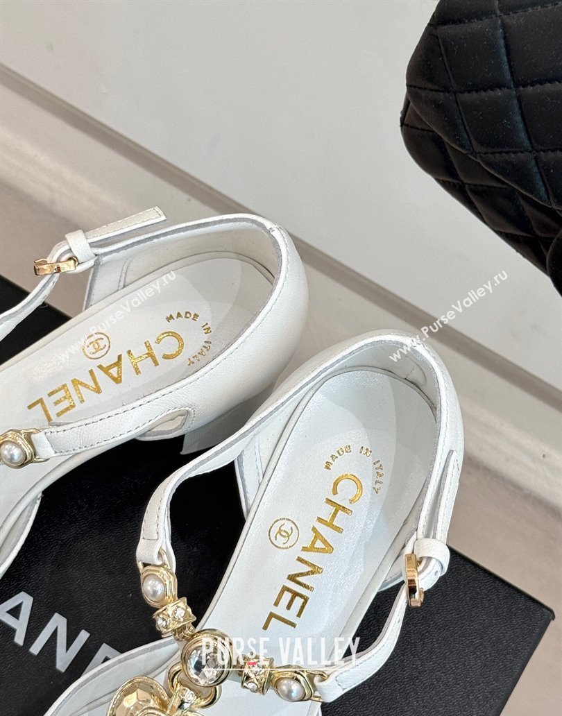 Chanel Lambskin Grosgrain Mary Janes Pumps 5.5cm with Heart Chain Charm White 2025 CH041723 (MD-250417138)