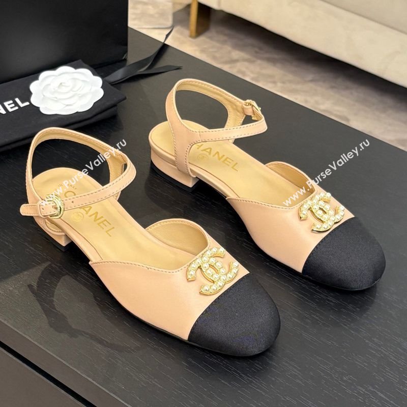 Chanel Calfskin Grosgrain Flat Sandals with Pearl CC Beige 2025 CH041720 (MD-250417110)