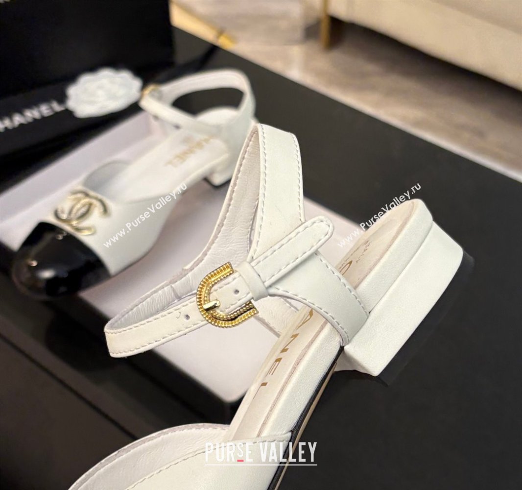 Chanel Calfskin Patent Flat Sandals with Strass CC White 2025 CH041720 (MD-250417115)