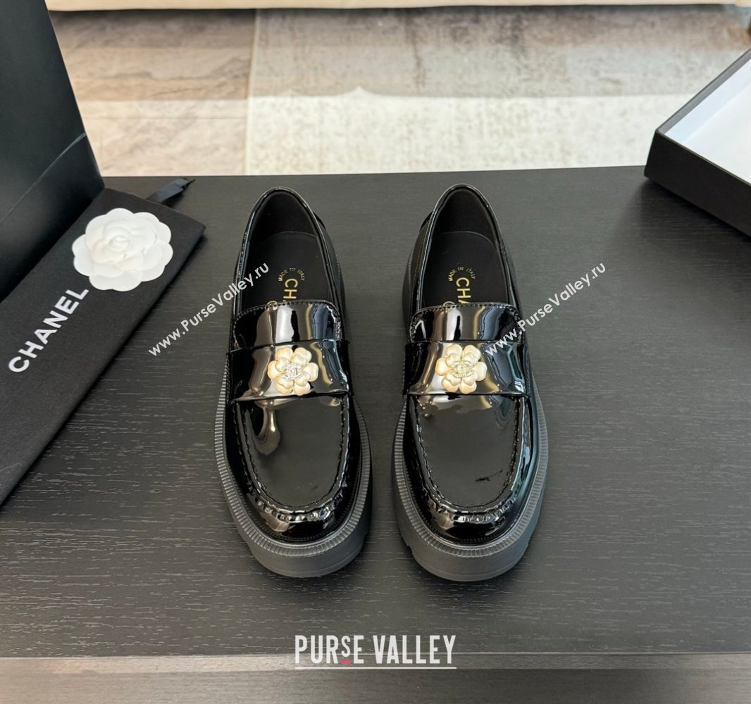 Chanel Shiny Calfskin Loafers with Bloom Black 2025 CH041721 (MD-250417117)