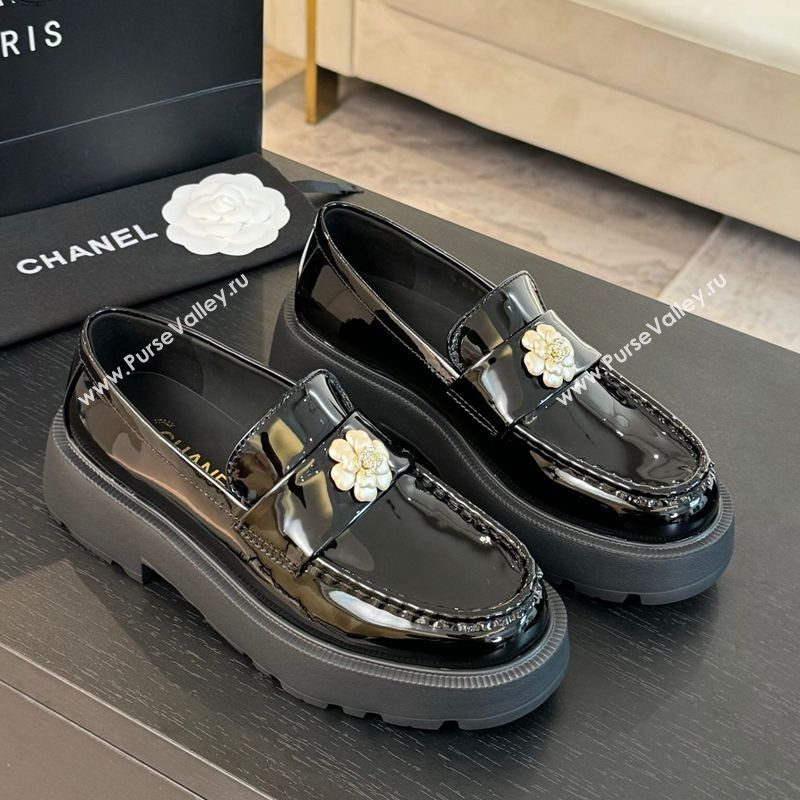Chanel Shiny Calfskin Loafers with Bloom Black 2025 CH041721 (MD-250417117)