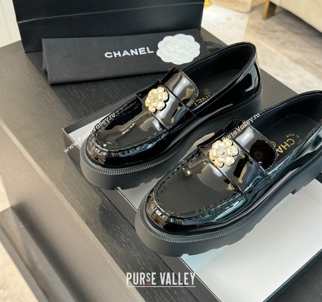 Chanel Shiny Calfskin Loafers with Bloom Black 2025 CH041721 (MD-250417117)