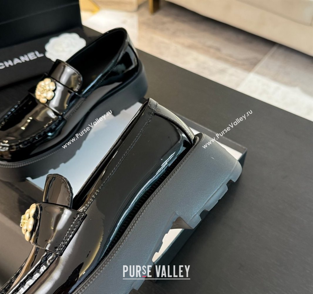 Chanel Shiny Calfskin Loafers with Bloom Black 2025 CH041721 (MD-250417117)