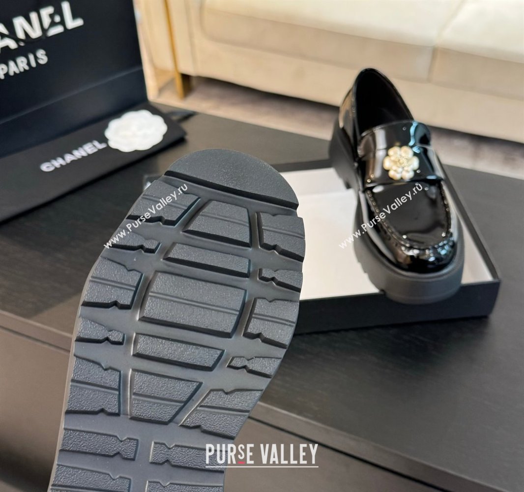 Chanel Shiny Calfskin Loafers with Bloom Black 2025 CH041721 (MD-250417117)