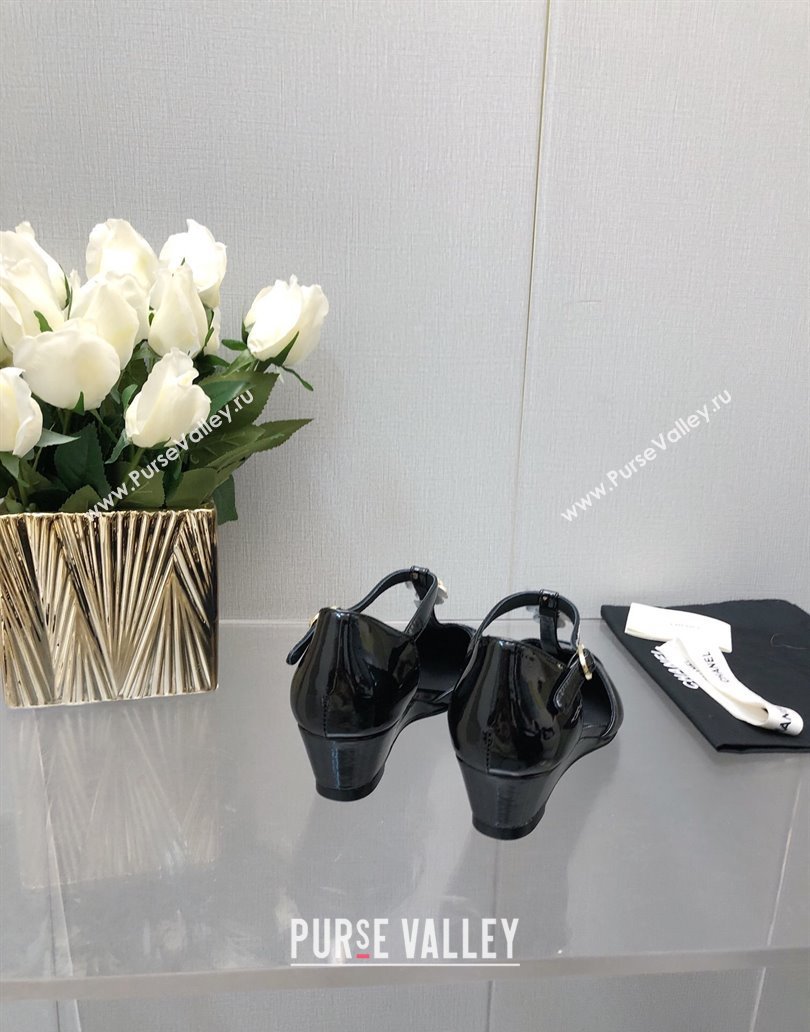 Chanel Shiny Calfskin Mary Janes Wedge Pumps with Bloom Black 2025 CH041722 (MD-250417122)