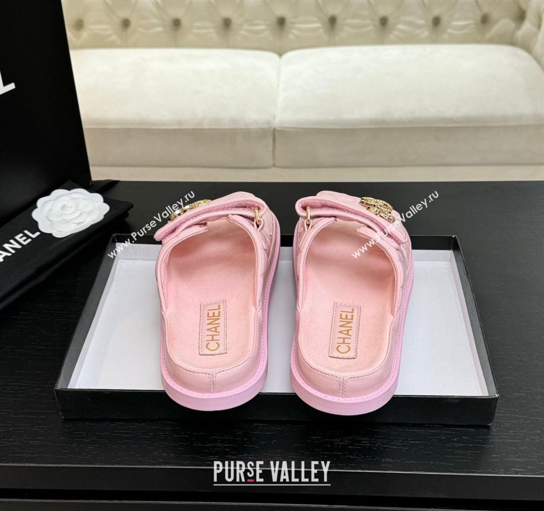 Chanel Patent Calfskin Flat Strap Slides Sandal with Strass CC Light Pink 2025 CH041719 (MD-250417102)