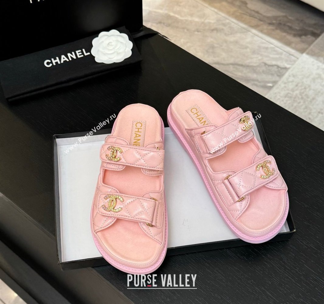Chanel Patent Calfskin Flat Strap Slides Sandal with Strass CC Light Pink 2025 CH041719 (MD-250417102)