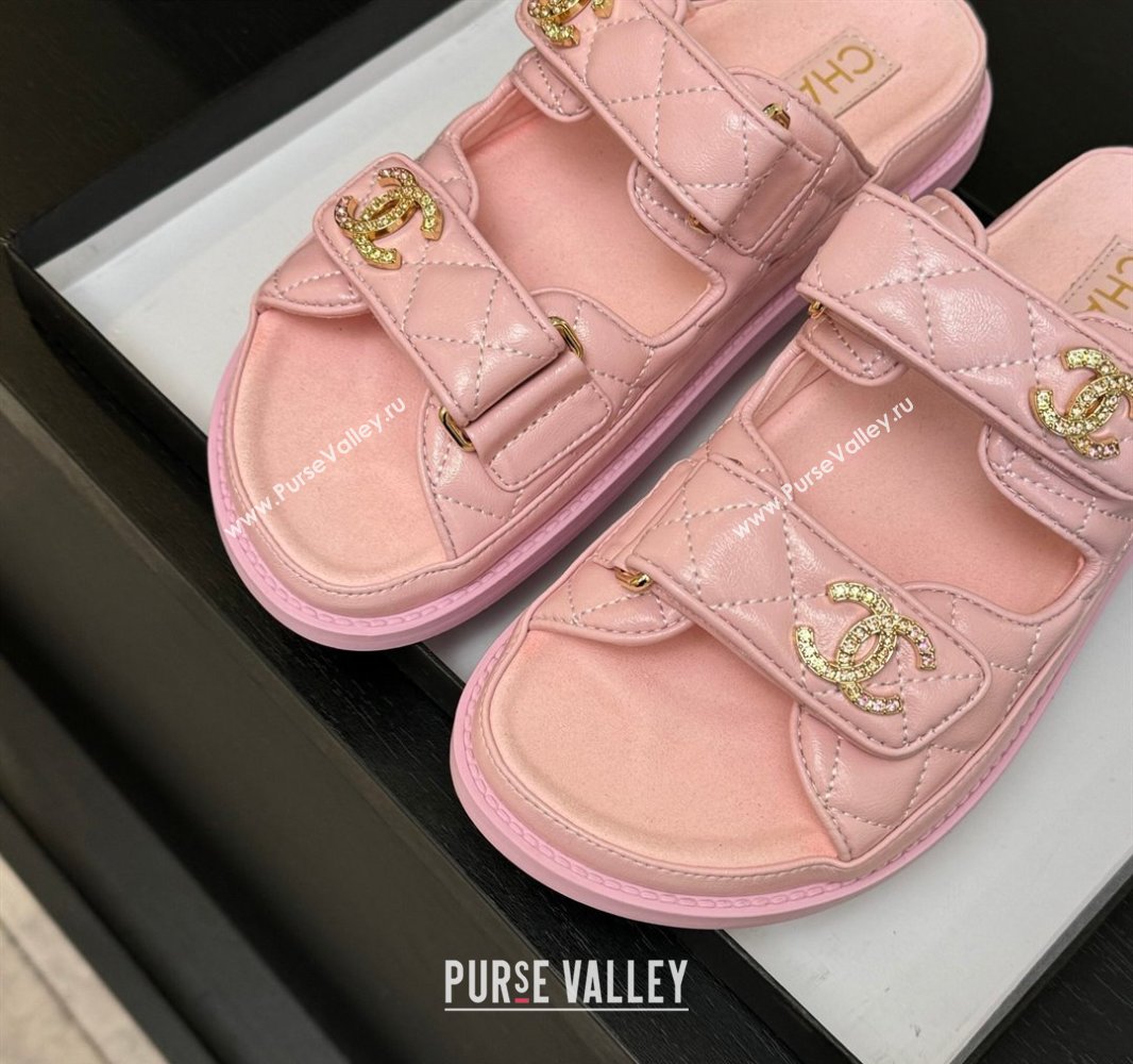 Chanel Patent Calfskin Flat Strap Slides Sandal with Strass CC Light Pink 2025 CH041719 (MD-250417102)