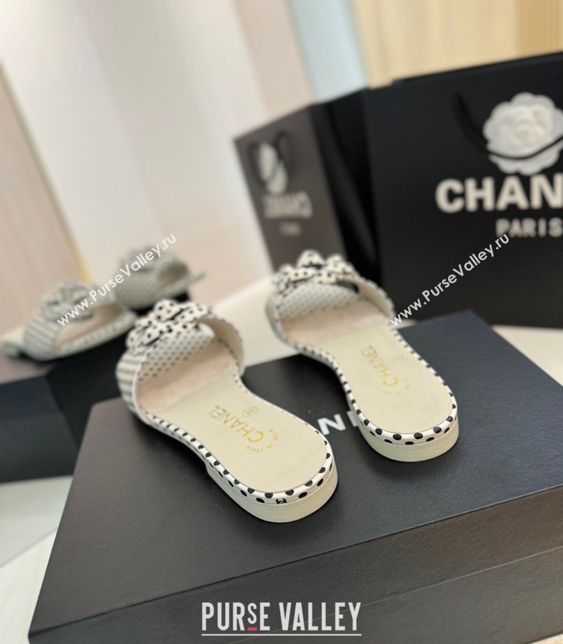 Chanel Camellia Dotted Lambskin Flat Slides Sandal G45499 White 2025 (MD-250417104)