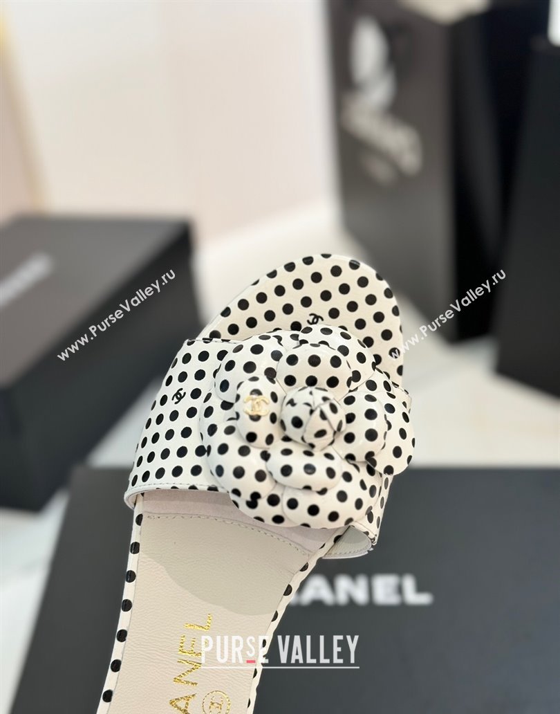 Chanel Camellia Dotted Lambskin Flat Slides Sandal G45499 White 2025 (MD-250417104)