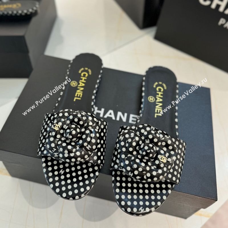 Chanel Camellia Bloom Lambskin Flat Slides Sandal G45499 Black 2025 (MD-250417105)