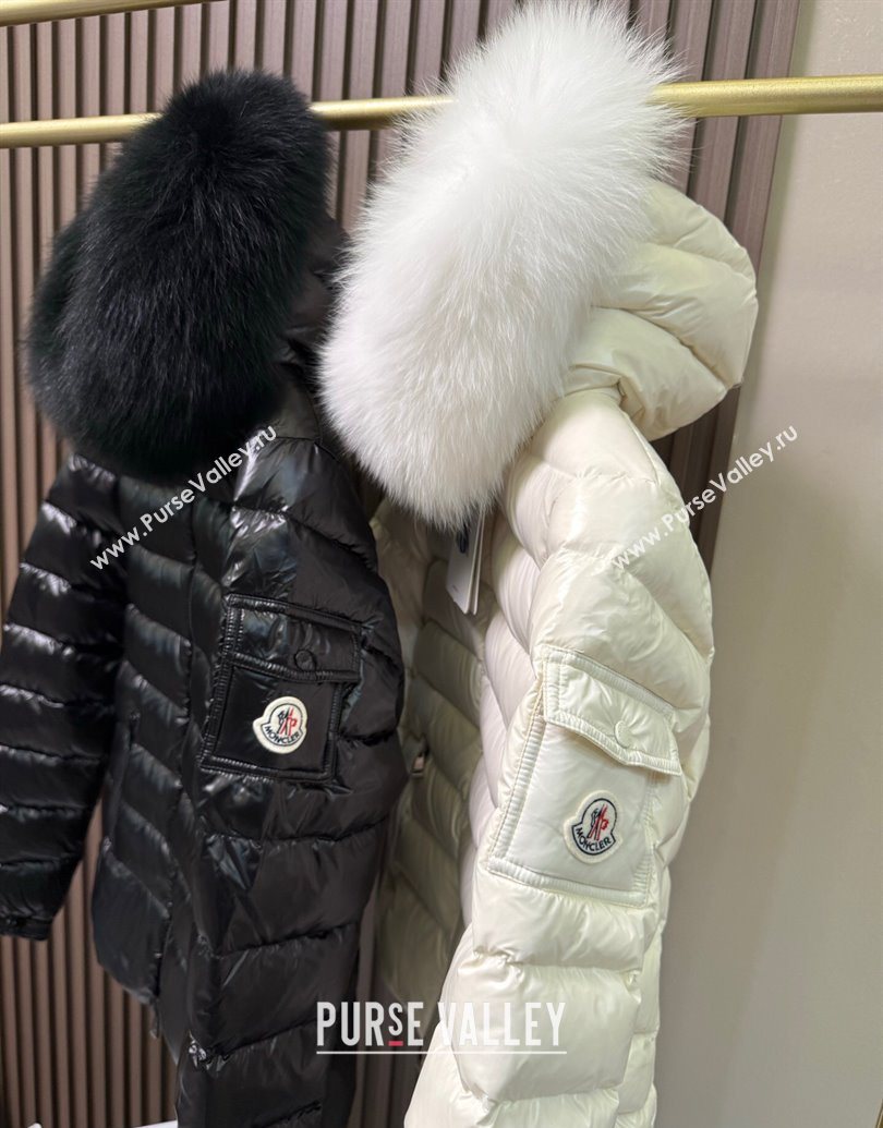 Moncler Classic Down Jacket White/Black 2025 1014 (QI-251014093)