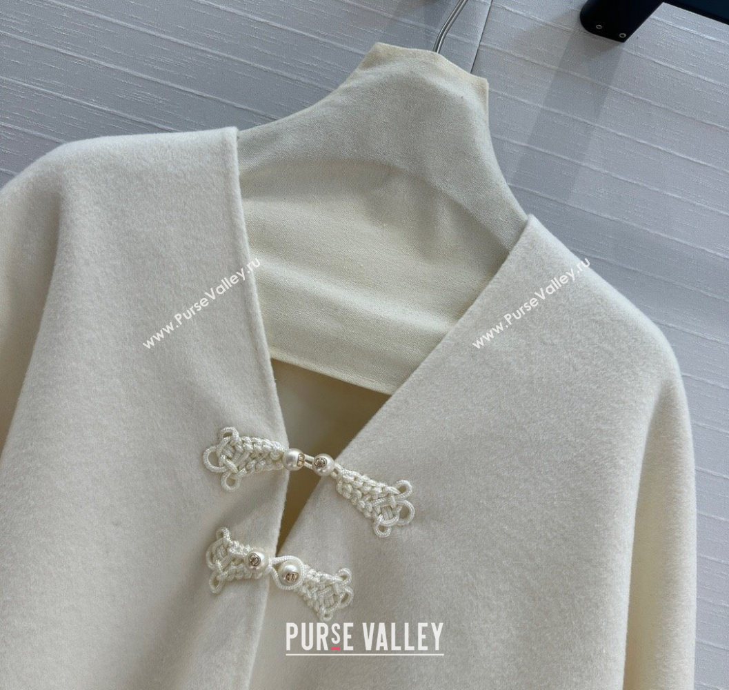 Dior Wool Cashmere Cape with Tassel 78x140cm White 2025 1015 (QI-251015068)