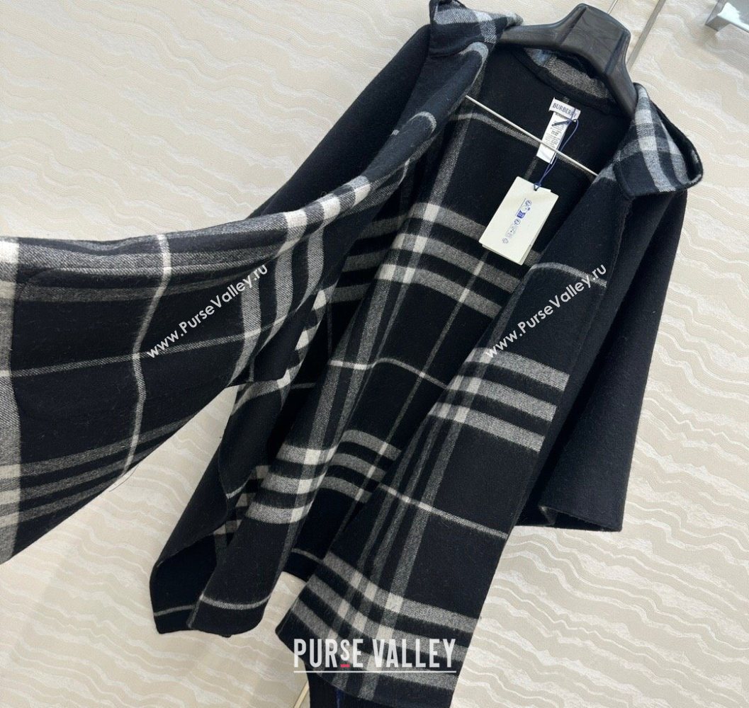 Burberry Cashmere Reversible Cape 90x122cm Black 2025 1015 (QI-251015087)