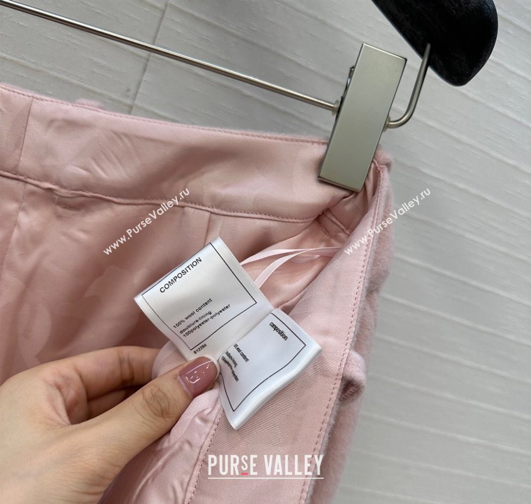 Chanel Wool Shorts with Heart Light Pink 2025 CH110686 (QI-251106087)
