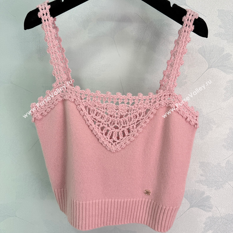 Chanel Crochet Vest Pink 2025 CH110643 (QI-251106044)
