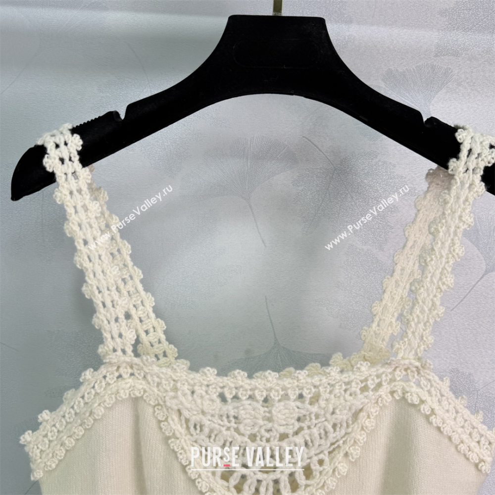 Chanel Crochet Vest White 2025 CH110643 (QI-251106043)