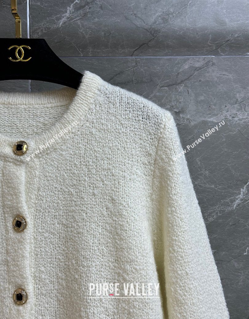 Chanel Cashmere Cardigan White 2025 CH110511 (QI-251106111)