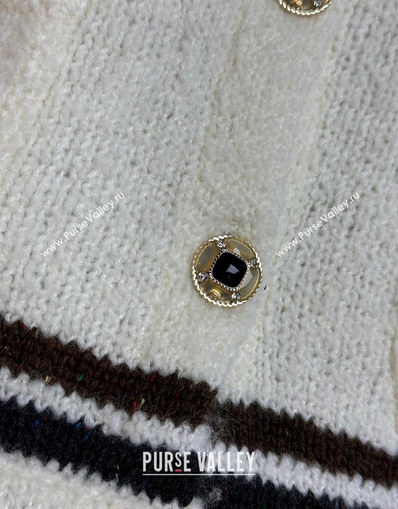 Chanel Cashmere Cardigan White 2025 CH110511 (QI-251106111)