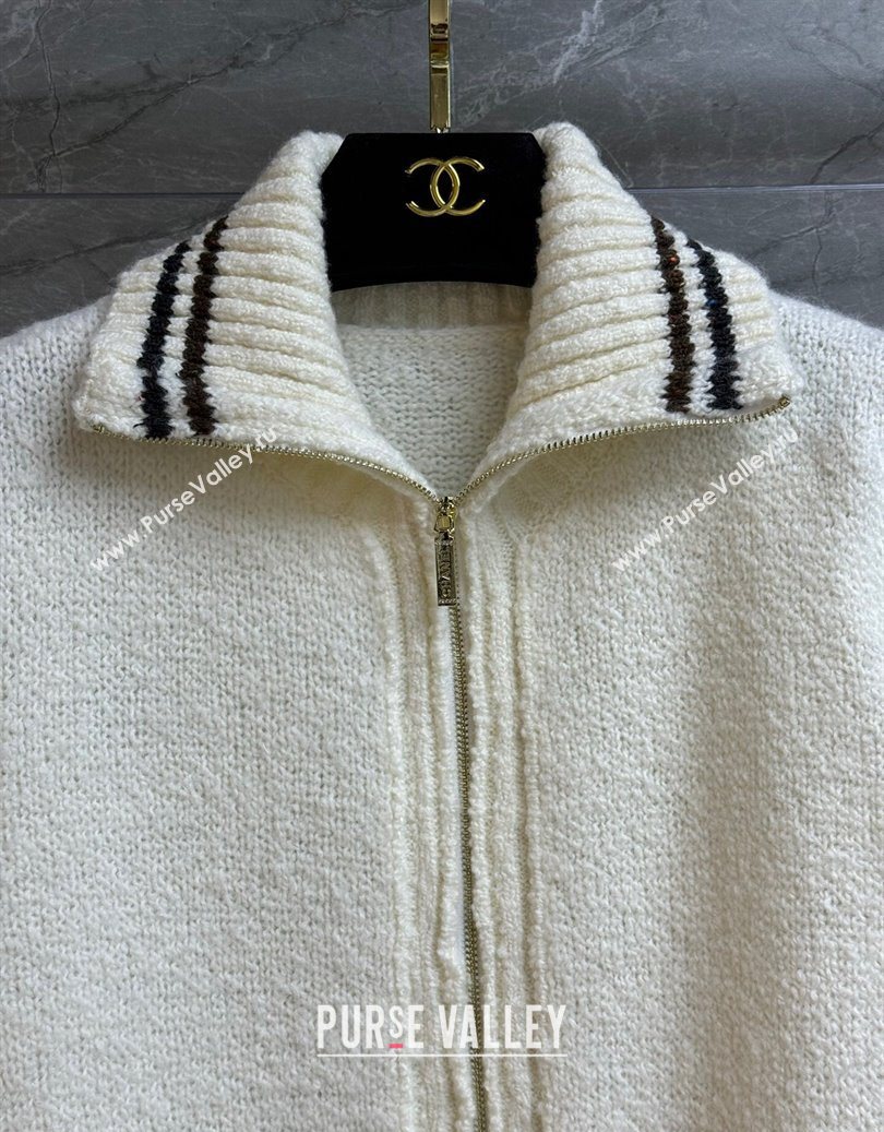 Chanel Cashmere Polo Shirt White 2025 CH110511 (QI-251106112)