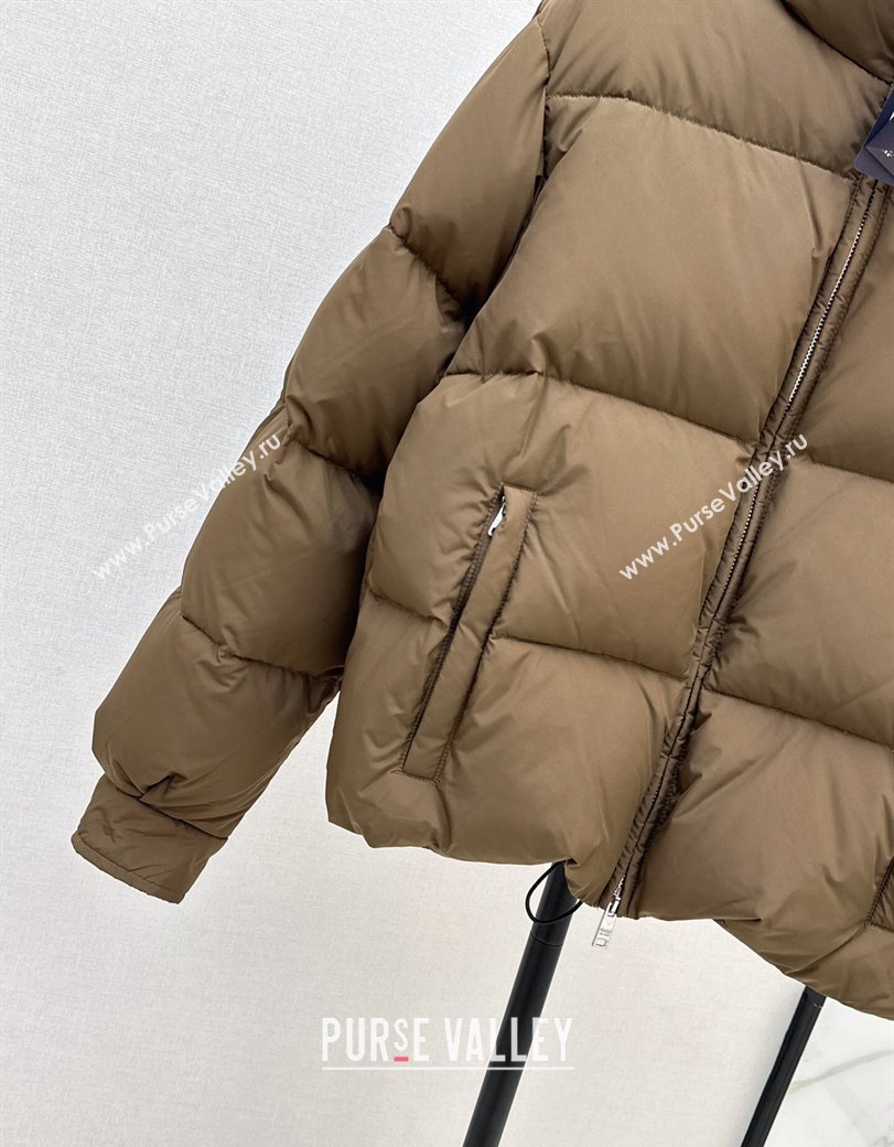 Prada Down Jacket with Logo Khaki 2024 1203 (QI-241203082)