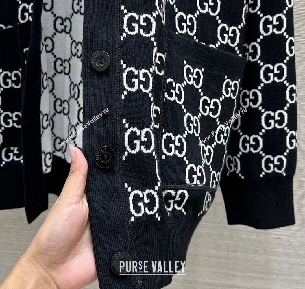 Gucci Reversible GG Wool Cardigans White/Black 2025 0106 (QI-250106026)