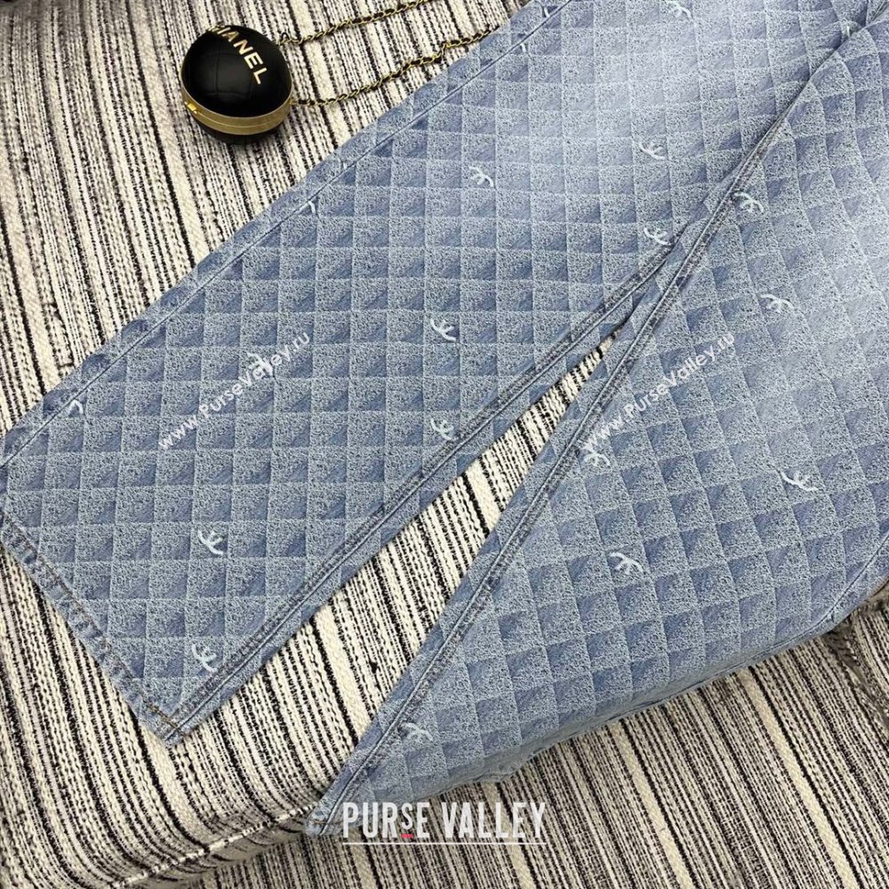 Chanel Printed Denim Jeans Washed Blue 2025 0214 (QI-250214024)