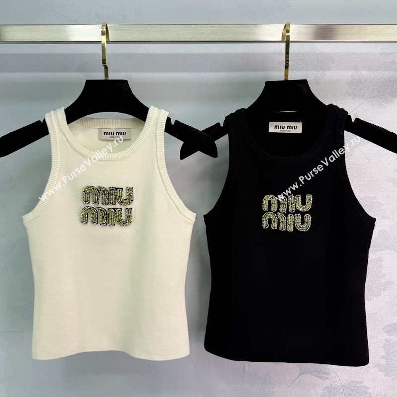 Miu Miu Cotton Vest with Green Beads Logo White/Black 2025 0116 (QI-250306072)