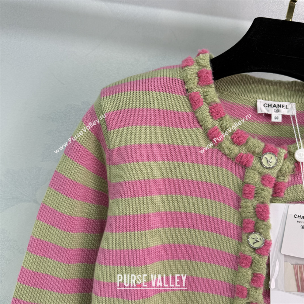 Chanel Wool Cashmere Cardigan Green/Pink 2025 (QI-250410031)