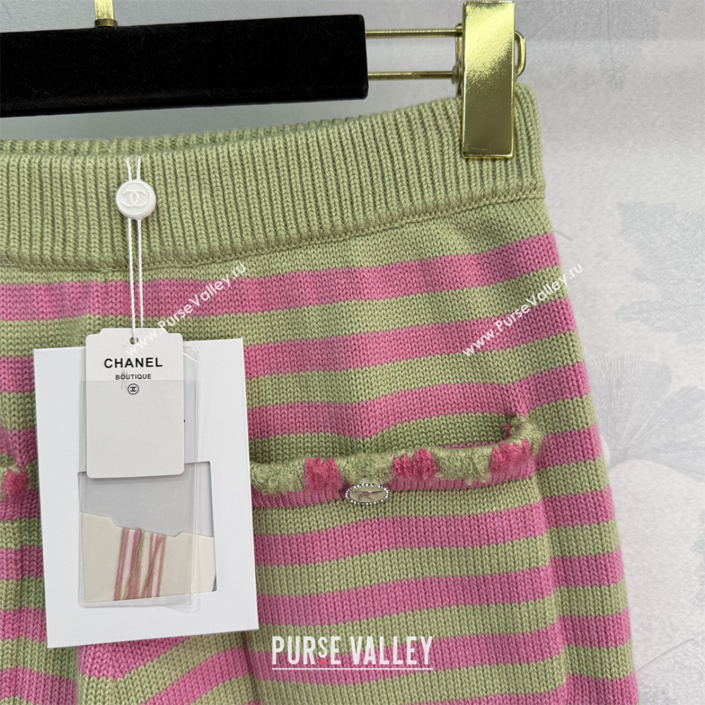 Chanel Wool Cashmere Shorts Green/Pink 2025 (QI-250410032)