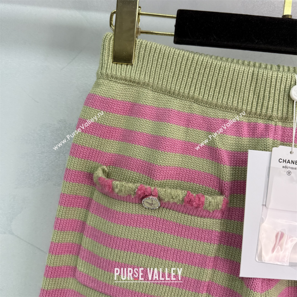 Chanel Wool Cashmere Shorts Green/Pink 2025 (QI-250410032)