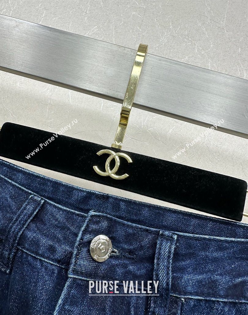 Chanel Navy Blue Jeans with Maxi CC 20250527022 (QI-250527046)